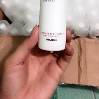 xịt dưỡng tóc giả