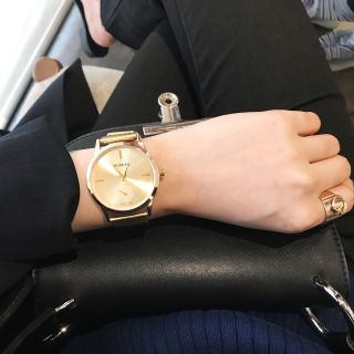 Đồng hồ nữ dây kim loại không gỉ sáng lấp lánh ánh kim - bán siêu chạy