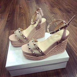 XUỒNG QUAI NGANG VIỀN BẠC D0025E