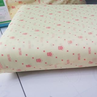 Gối cao su tự nhiên 50x70 Vạn Thành