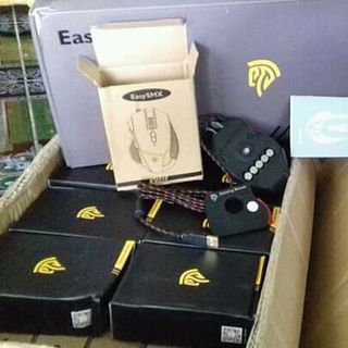 chuột chơi game easysmx v18 gaming mouse