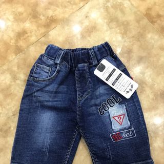 Quan jean tre em gia si
