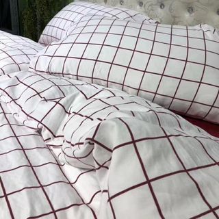 BỘ CHĂN GA GỐI MUJI KẺ ĐỎ