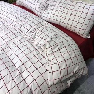 BỘ CHĂN GA GỐI MUJI KẺ ĐỎ