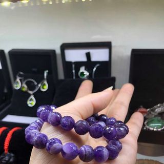 Vòng tay thạch anh tím giác cạnh - MSP 300