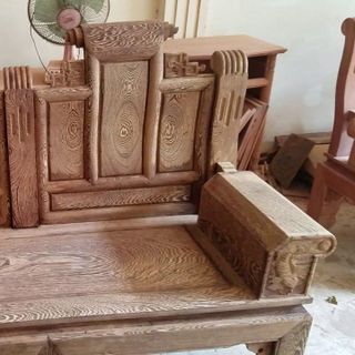 Bộ bàn ghế phòng khách kiểu âu á hộp gỗ mun đuôi công