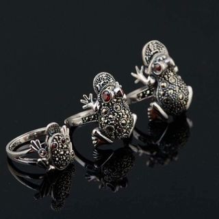 Nhẫn bạc Thái cóc ngậm tiền