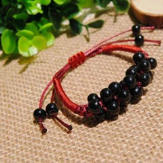 Vòng gốm sứ nhật bản