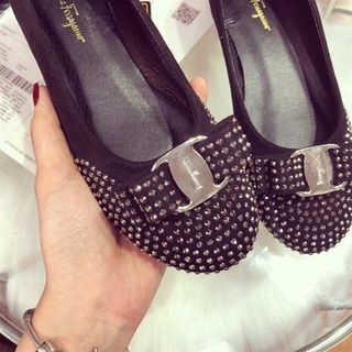 BỆT SALVATORE FERRAGAMO ĐÍNH ĐÁ D0023E