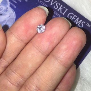 Kim cương nhân tạo đính trang sức 5li4