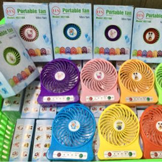 Quạt mini hình thú