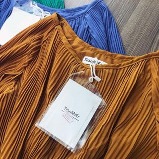 Maxi dập li Chất liệu chifon lụa dày