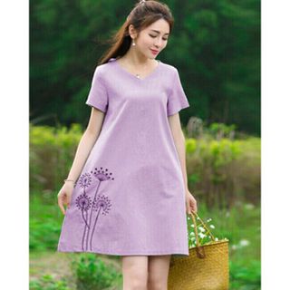 Đầm Suông Thêu Sắc Màu