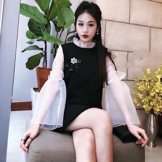 Đầm suông phối lưới logo hoa siêu hot