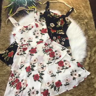 Đầm xoè 2 dây hoa tầng có bra sẵn siêu đẹp