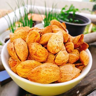 Hạnh nhân rang bơ