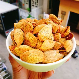 Hạnh nhân rang bơ