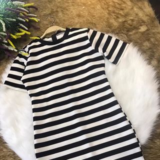 Đầm suông sọc bèo lai siêu cute