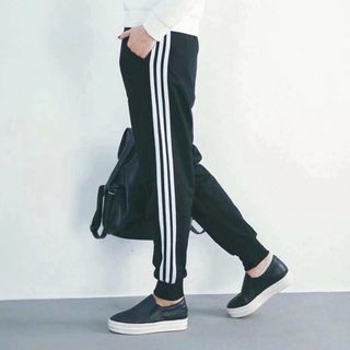 Quần 3 sọc 2 và 1 sọc