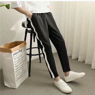 Quần 3 sọc 2 và 1 sọc