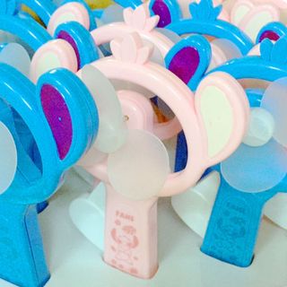 Quạt bóp mini cầm tay - hình thú