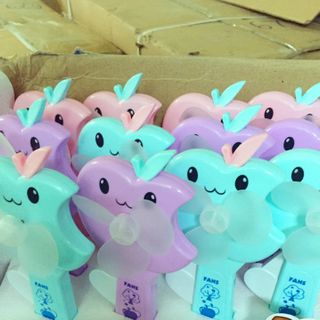 Quạt bóp mini cầm tay - hình thú