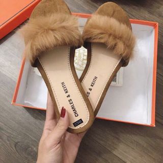 dép quai ngang lông