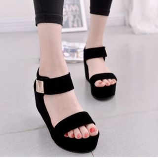 SANDAL ĐẾ XUỒNG QUAI NGANG