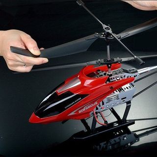 MÁY BAY ĐIỀU KHIỂN TẦM XA QUÁ KHỔ