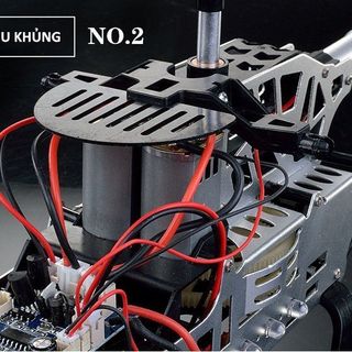MÁY BAY ĐIỀU KHIỂN TẦM XA QUÁ KHỔ