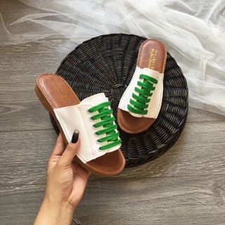 dép quai ngang cột dây