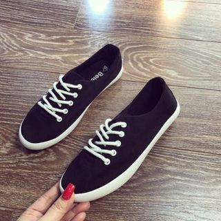 giày bata đơn giản