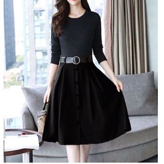 Chân Váy Xoè Phối Nút Hana