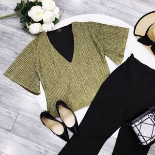 SET ÁO NHŨ PHỐI QUẦN ỐNG LOE