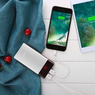 Pisen - Pin sạc dự phòng Led Color Power - dung lượng 10000mah Polymer