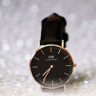 đồng hồ classicc dây da nam nữ sf