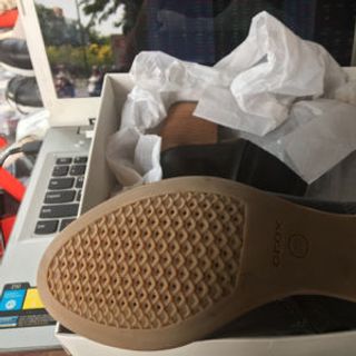 Giày hiệu Geox nữ da