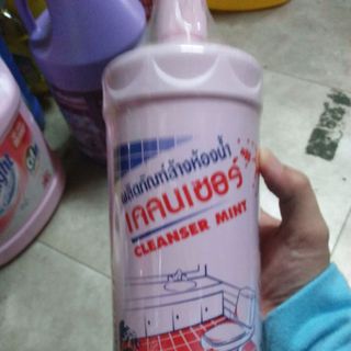 nước tẩy toilet thái lan