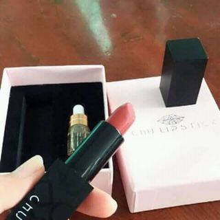 son Chu sáp Scandal
