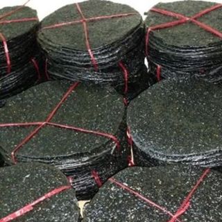 bánh đa khô vừng đen đặc sản đô lương nghệ an