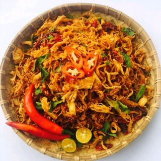 KHÔ GÀ LÁ CHANH