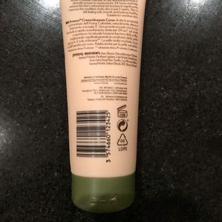 kem dưởng thể aveeno