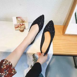 giày bup bê mũi nhọn