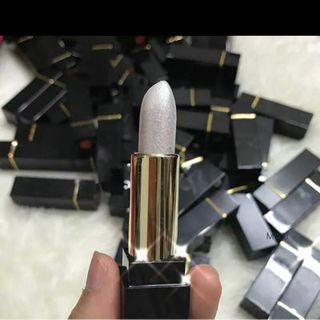 SON NHŨ LẤP LÁNH