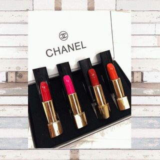 set cha nel 4 cây son bấm