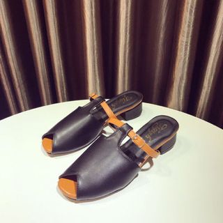 dép hở mũi got thấp