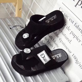 dép xuồng đính đá