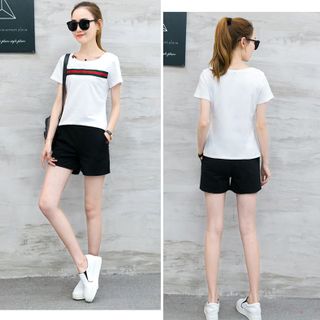 Bộ Short Thể Thao Đen Bo Sọc Ngực