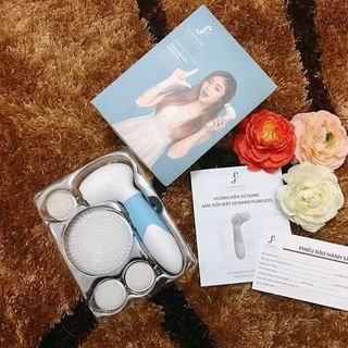 Máy rửa mặt cọ nano Flawless