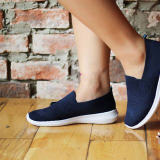 Giày Thể Thao xuất nga A923 – Giày thể thao siêu thoáng mềm mại chống mồ hôi